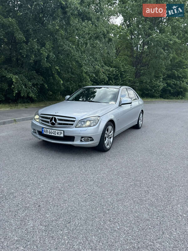 Седан Mercedes-Benz C-Class 2008 в 