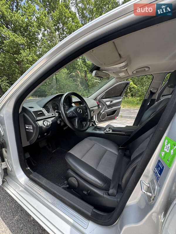 Седан Mercedes-Benz C-Class 2008 в Калинівці