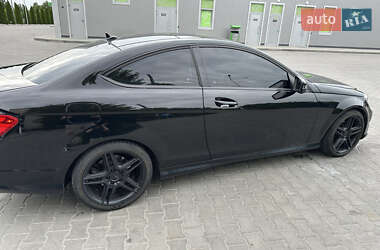 Купе Mercedes-Benz C-Class 2012 в 