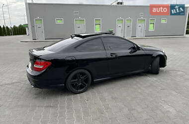 Купе Mercedes-Benz C-Class 2012 в 