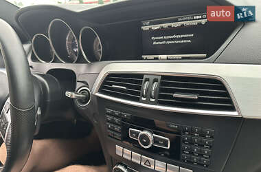Купе Mercedes-Benz C-Class 2012 в 