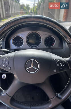 Седан Mercedes-Benz C-Class 2009 в 