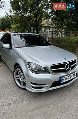 Седан Mercedes-Benz C-Class 2014 в Киеве