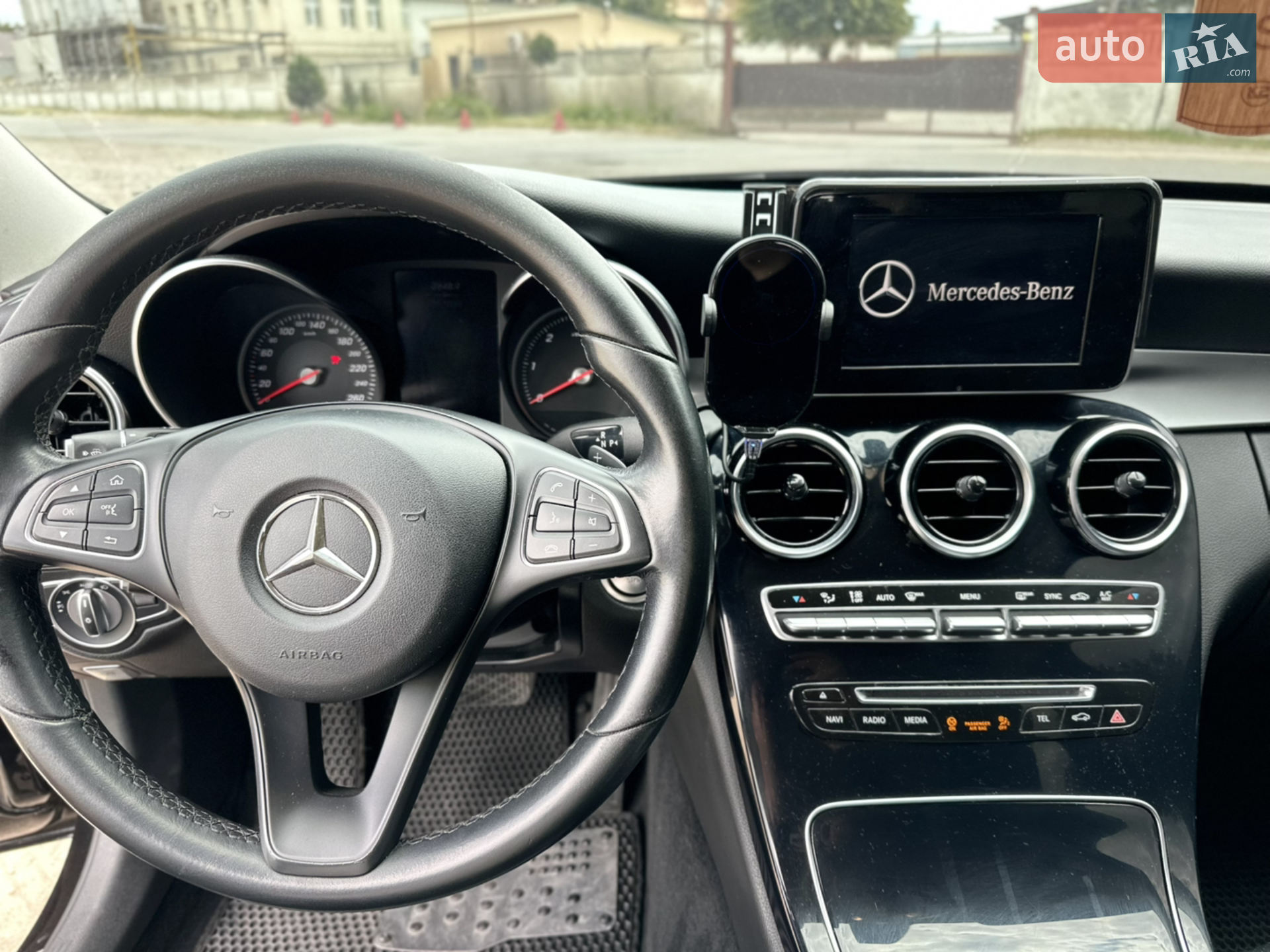 2017 Mercedes-Benz C-klasse - мініатюра 10