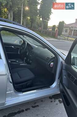 Универсал Mercedes-Benz C-Class 2010 в 