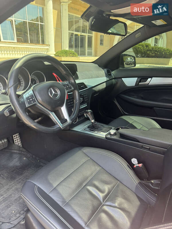 Седан Mercedes-Benz C-Class 2012 в Одессе
