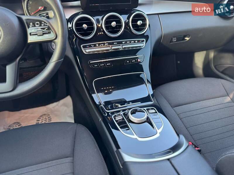 Седан Mercedes-Benz C-Class 2018 в Киеве