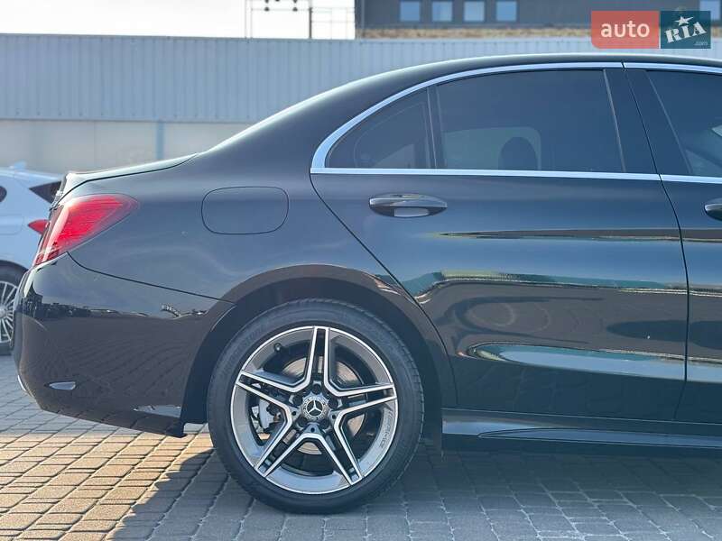 Седан Mercedes-Benz C-Class 2018 в Киеве