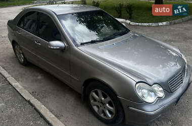 Седан Mercedes-Benz C-Class 2002 в 
