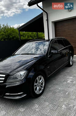 Универсал Mercedes-Benz C-Class 2011 в 