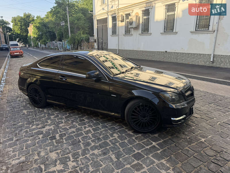 Седан Mercedes-Benz C-Class 2012 в Одессе