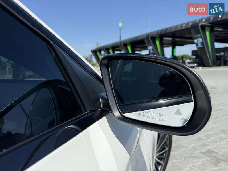 Седан Mercedes-Benz C-Class 2018 в Львове