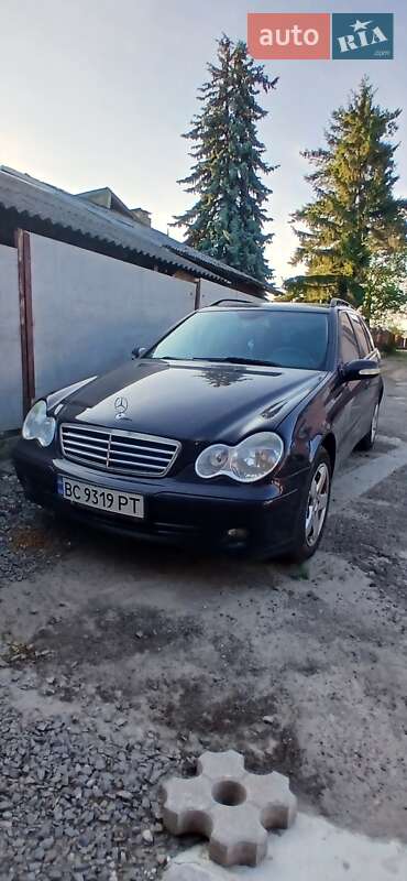 Mercedes-Benz C-Class 2006