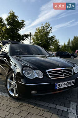 Универсал Mercedes-Benz C-Class 2002 в Хмельницком