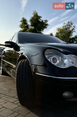 Универсал Mercedes-Benz C-Class 2002 в 