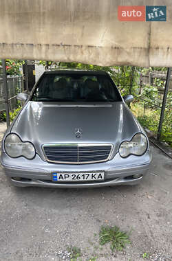 Седан Mercedes-Benz C-Class 2001 в Запорожье