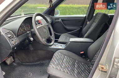Универсал Mercedes-Benz C-Class 2000 в 