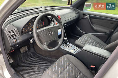 Универсал Mercedes-Benz C-Class 2000 в 