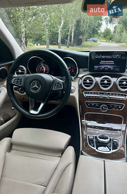 Седан Mercedes-Benz C-Class 2017 в 