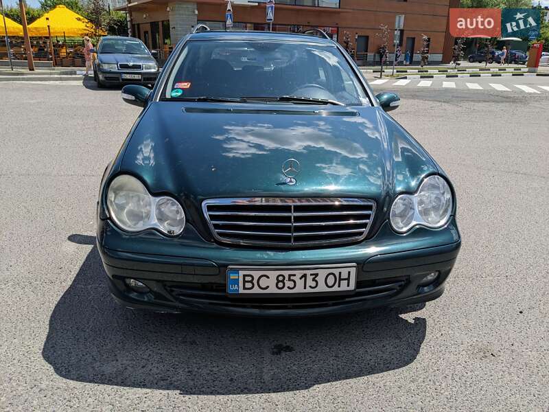 Універсал Mercedes-Benz C-Class 2005 в Львові