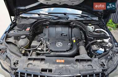 Купе Mercedes-Benz C-Class 2011 в 