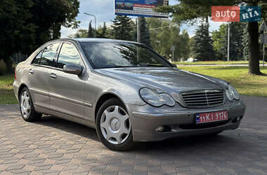 Седан Mercedes-Benz C-Class 2005 в 