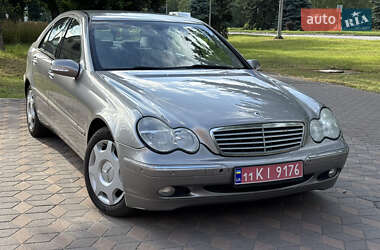 Седан Mercedes-Benz C-Class 2005 в 