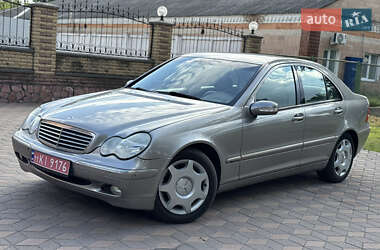 Седан Mercedes-Benz C-Class 2005 в 