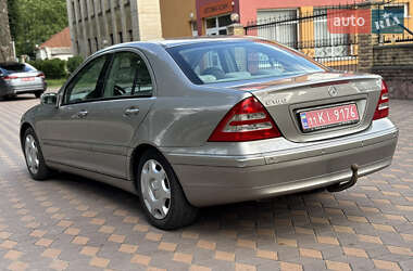 Седан Mercedes-Benz C-Class 2005 в 