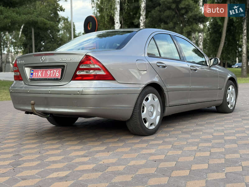 Седан Mercedes-Benz C-Class 2005 в Лубнах