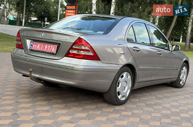 Седан Mercedes-Benz C-Class 2005 в 
