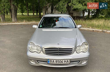 Универсал Mercedes-Benz C-Class 2004 в 