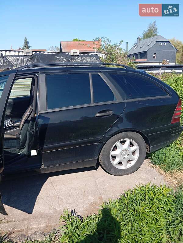 Універсал Mercedes-Benz C-Class 2003 в Рокитному