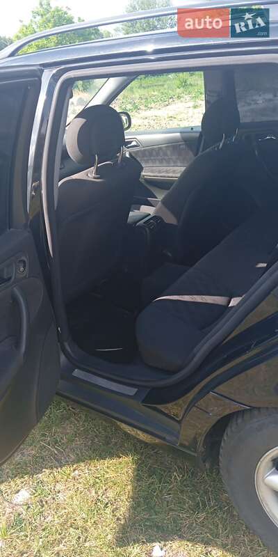 Універсал Mercedes-Benz C-Class 2003 в Рокитному