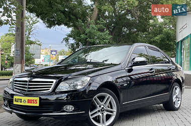 Седан Mercedes-Benz C-Class 2007 в Николаеве