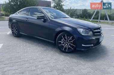 Купе Mercedes-Benz C-Class 2012 в 