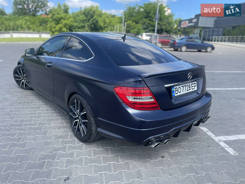 Купе Mercedes-Benz C-Class 2012 в Залещиках фото 25 Купе Mercedes-Benz C-Class 2012 в Залещиках