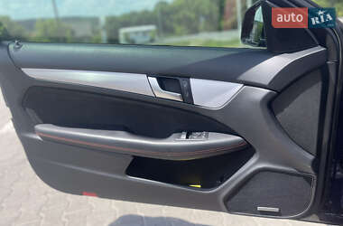 Купе Mercedes-Benz C-Class 2012 в 