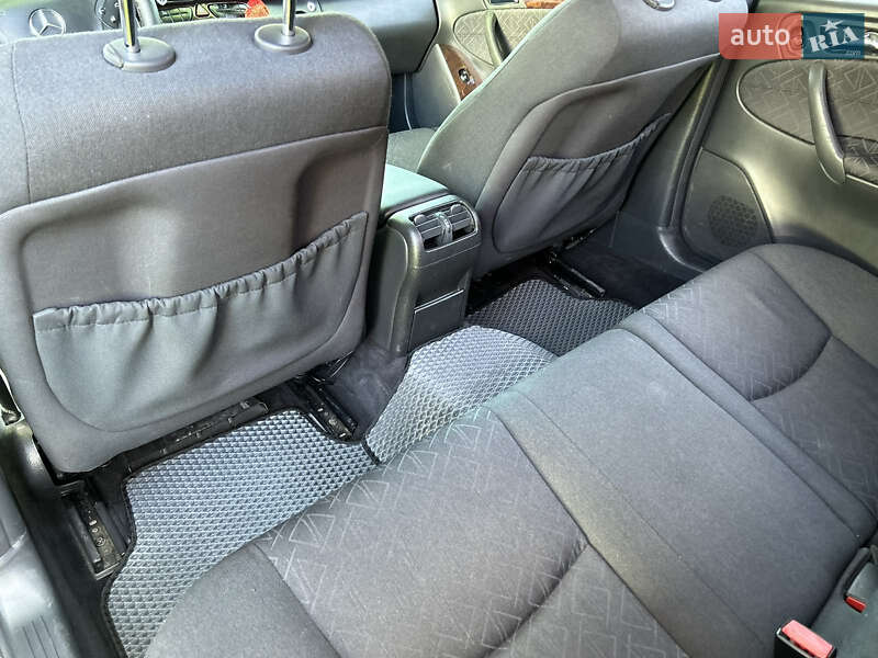 Седан Mercedes-Benz C-Class 2003 в Коломые