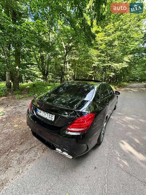 Седан Mercedes-Benz C-Class 2015 в Киеве
