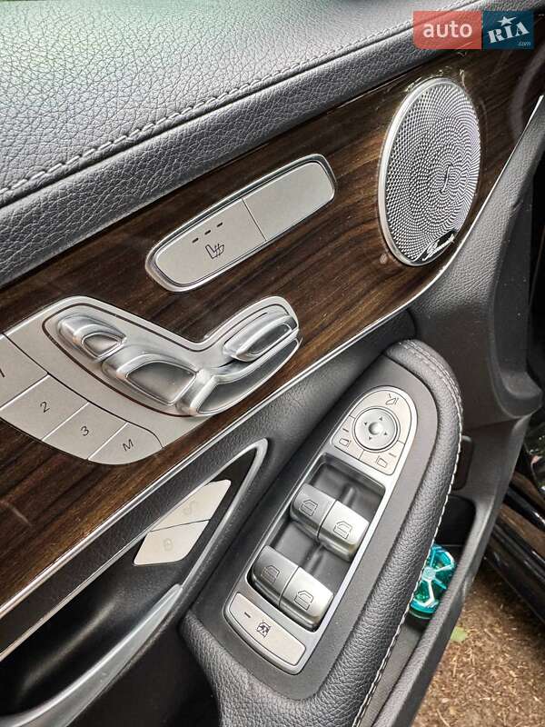Седан Mercedes-Benz C-Class 2015 в Киеве