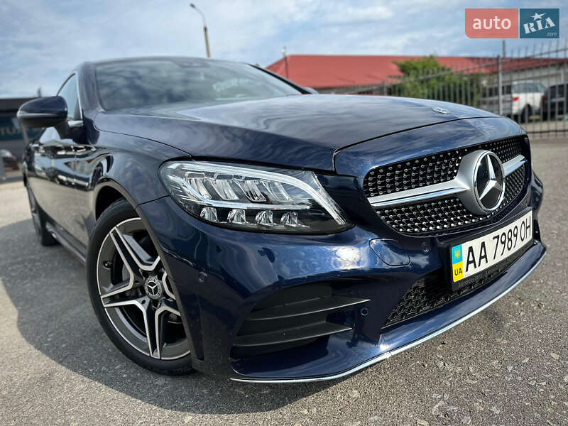 Купе Mercedes-Benz C-Class 2019 в Киеве