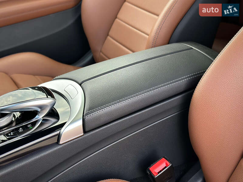 Купе Mercedes-Benz C-Class 2019 в Киеве