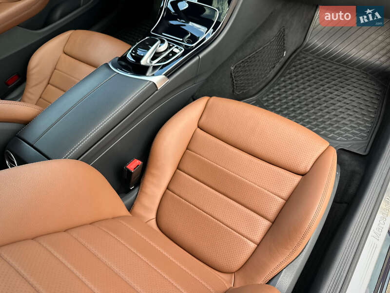 Купе Mercedes-Benz C-Class 2019 в Киеве