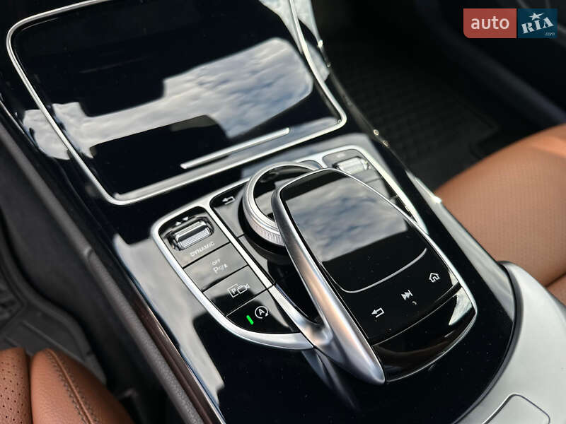 Купе Mercedes-Benz C-Class 2019 в Киеве
