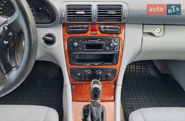 Седан Mercedes-Benz C-Class 2001 в 