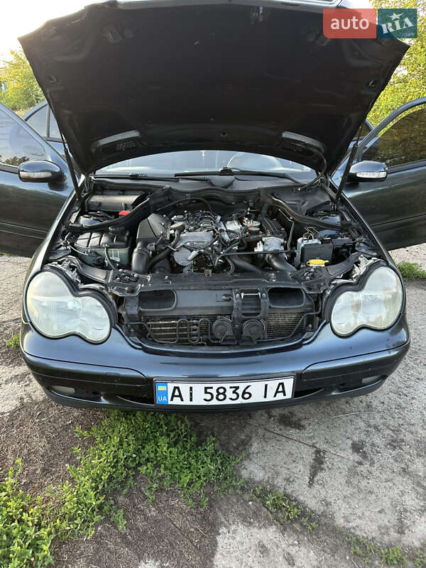 Седан Mercedes-Benz C-Class 2003 в Білій Церкві