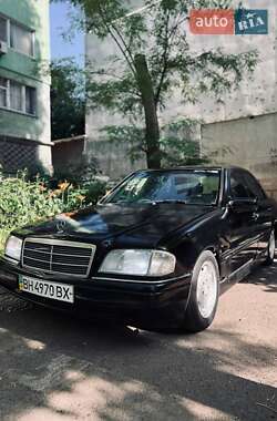 Седан Mercedes-Benz C-Class 1995 в Одессе
