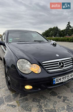 Купе Mercedes-Benz C-Class 2004 в Черкасах