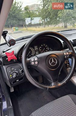 Купе Mercedes-Benz C-Class 2004 в 